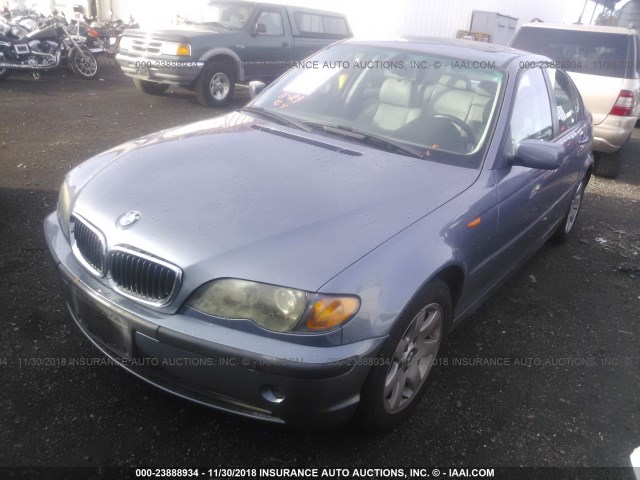 WBAAZ33445KP92639 - 2005 BMW 325 IS SULEV BLUE photo 2