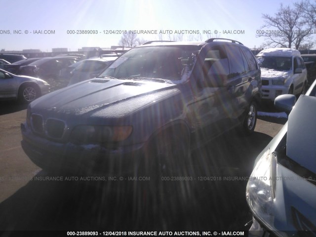 5UXFB33572LH32156 - 2002 BMW X5 4.4I GRAY photo 2