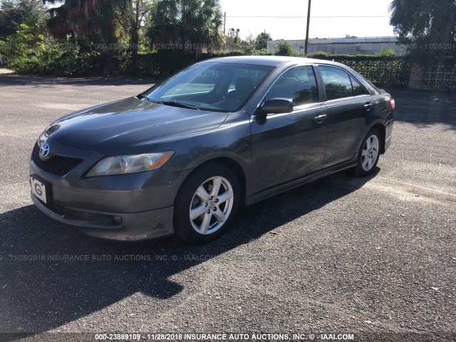 4T1BE46K99U820699 - 2009 TOYOTA CAMRY SE/LE/XLE ნაცრისფერი ფოტო 2
