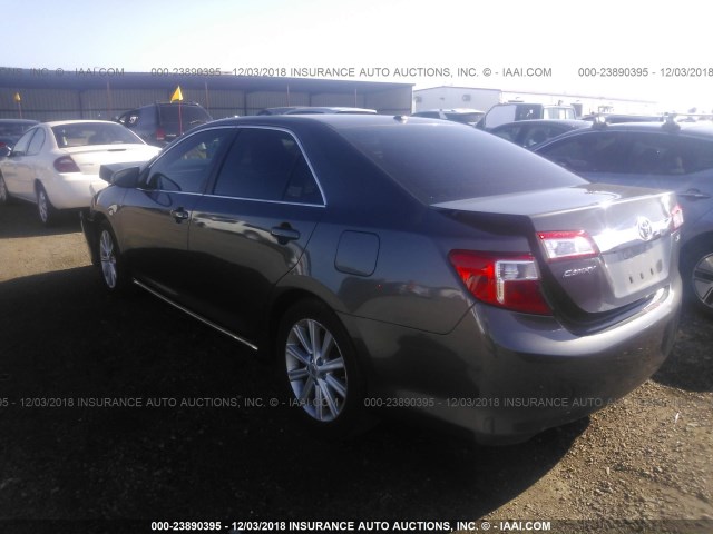 4T4BF1FK4CR175405 - 2012 TOYOTA CAMRY SE/LE/XLE 灰色 照片 3