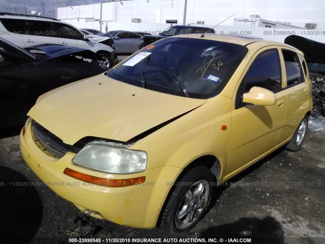KL1TJ62694B267590 - 2004 CHEVROLET AVEO LS YELLOW photo 2