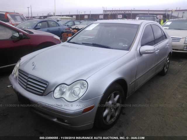 WDBRF84J74F531866 - 2004 MERCEDES-BENZ C 320 4MATIC SILVER photo 2