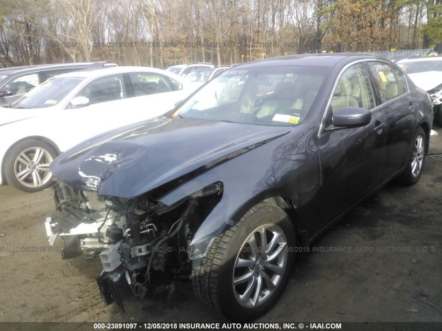 JNKCV61FX9M359607 - 2009 INFINITI G37 GRAY photo 2