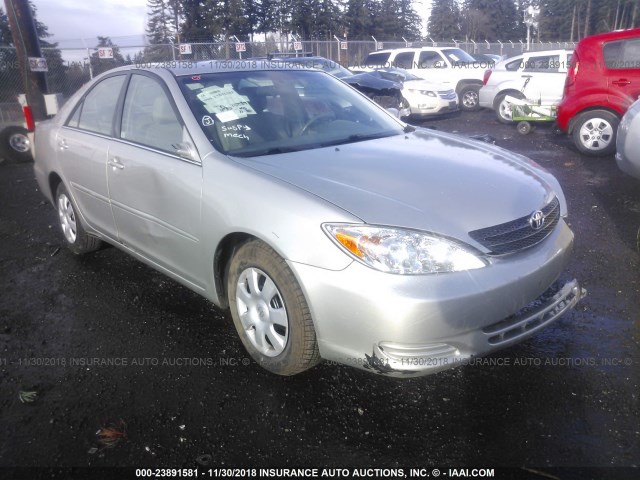 4T1BE32K54U924504 - 2004 TOYOTA CAMRY LE/XLE/SE SILVER photo 1