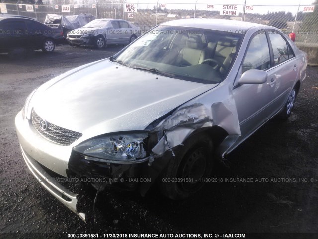 4T1BE32K54U924504 - 2004 TOYOTA CAMRY LE/XLE/SE SILVER photo 2