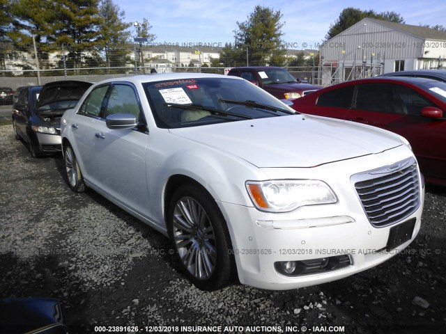 2C3CCAPT5CH256472 - 2012 CHRYSLER 300C LUXURY WHITE photo 1