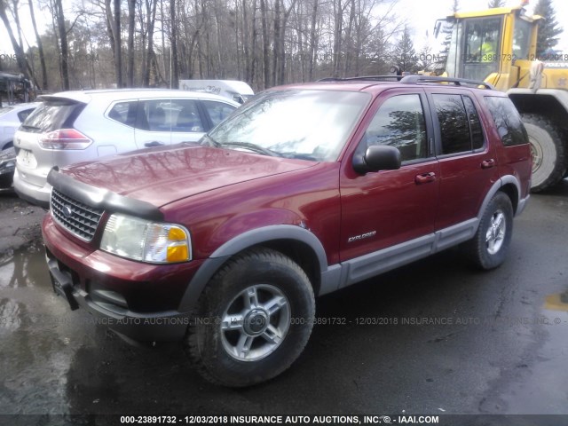 1FMDU73E42ZB95939 - 2002 FORD EXPLORER XLT RED photo 2