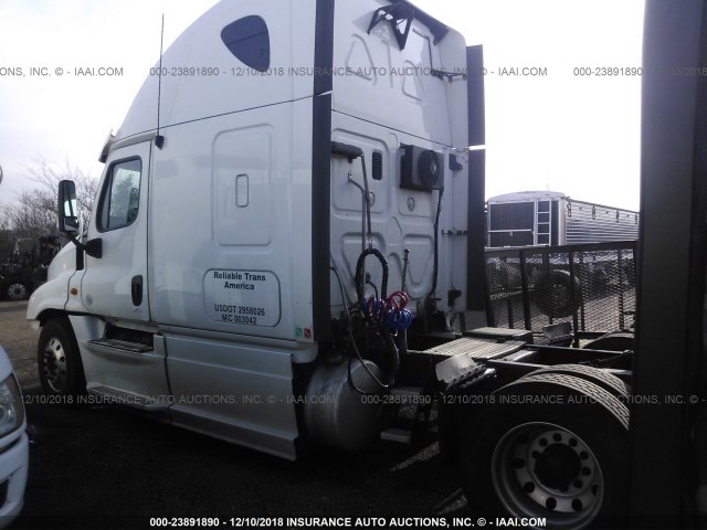 1FUJGLBG3DSBS7861 - 2013 FREIGHTLINER CASCADIA 125  Unknown photo 3