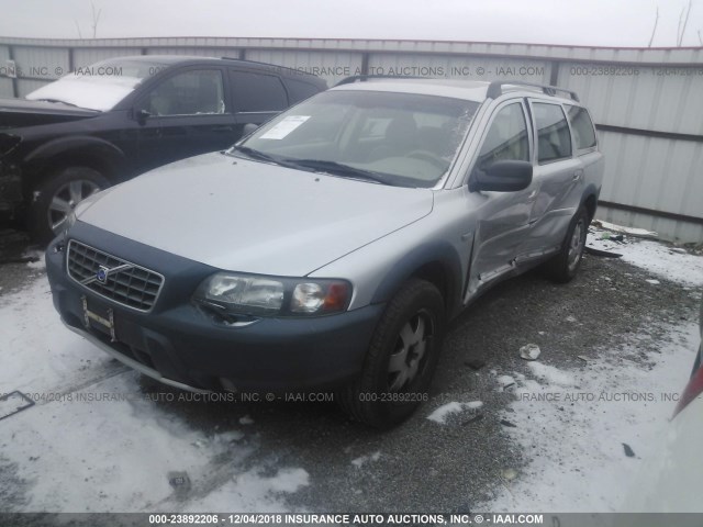 YV1SZ59H841127867 - 2004 VOLVO XC70 GRAY photo 2