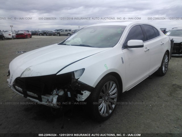 1LNHL9DK4DG603097 - 2013 LINCOLN MKS WHITE photo 2