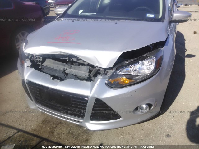 1FAHP3N28CL403016 - 2012 FORD FOCUS TITANIUM SILVER photo 6