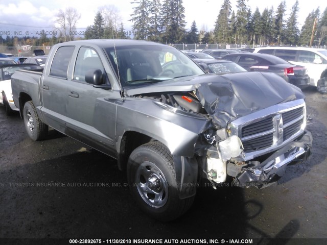 1D7HE48N65S166293 - 2005 DODGE DAKOTA QUAD SLT GRAY photo 1