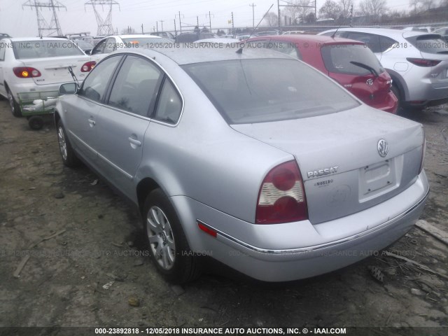 WVWPD63B01P133708 - 2001 VOLKSWAGEN PASSAT GLS SILVER photo 3