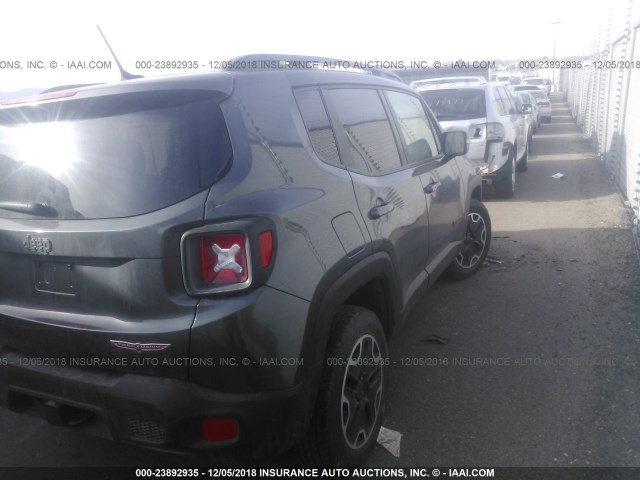 ZACCJBCT2GPE30063 - 2016 JEEP RENEGADE TRAILHAWK GRAY photo 4