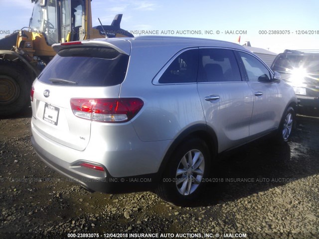 5XYPGDA53HG325503 - 2017 KIA SORENTO LX/L SILVER photo 4