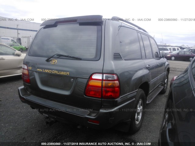 JTEHT05J612005863 - 2001 TOYOTA LAND CRUISER  GRAY photo 4