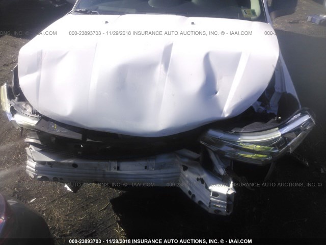 1FAHP35N68W264973 - 2008 FORD FOCUS SE/SEL/SES WHITE photo 6