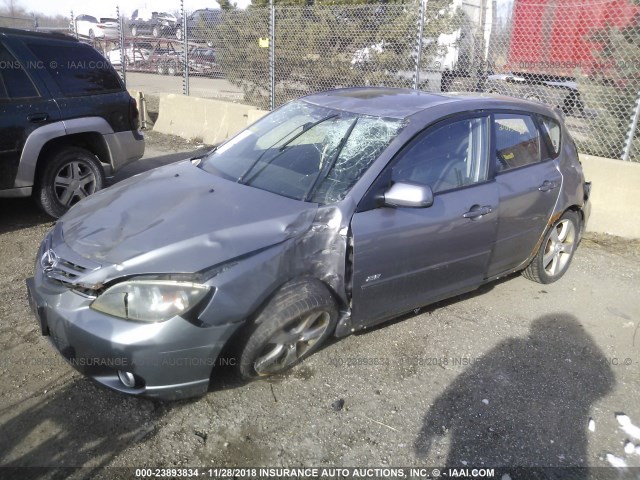 JM1BK143X61427721 - 2006 MAZDA 3 HATCHBACK GRAY photo 2