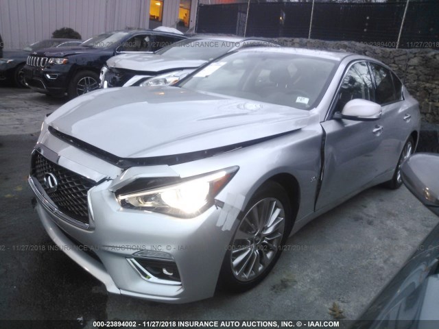 JN1EV7AR0JM438110 - 2018 INFINITI Q50 LUXE/SPORT SILVER photo 2