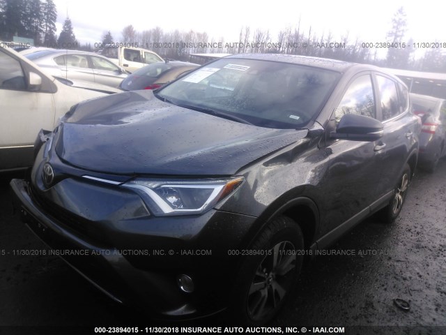 2T3RFREVXJW815253 - 2018 TOYOTA RAV4 ADVENTURE/XLE GRAY photo 2