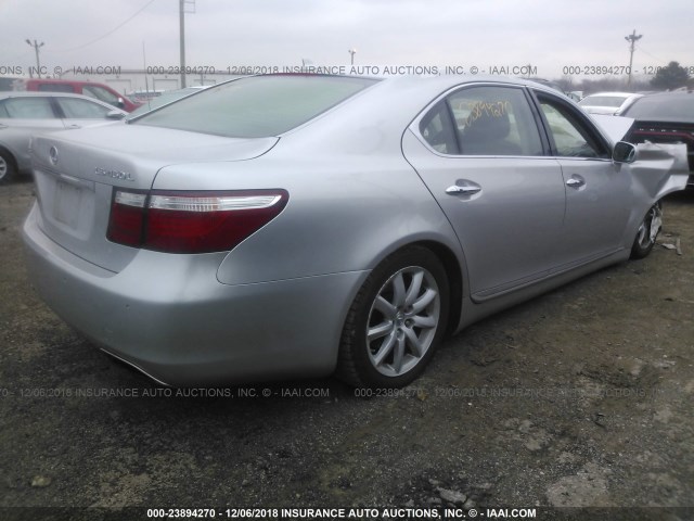 JTHGL46F275013790 - 2007 LEXUS LS 460L SILVER photo 4