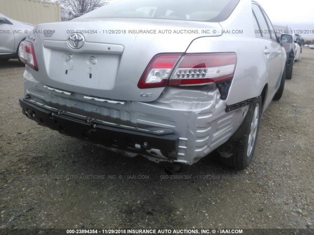 4T1BF3EK2BU685483 - 2011 TOYOTA CAMRY SE/LE/XLE SILVER photo 6