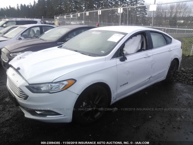 3FA6P0LU5JR269543 - 2018 FORD FUSION SE HYBRID WHITE photo 2