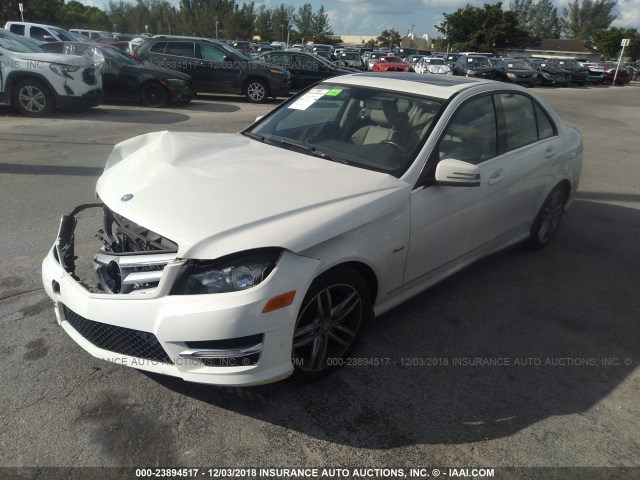 WDDGF4HBXCA629957 - 2012 MERCEDES-BENZ C 250 WHITE photo 2