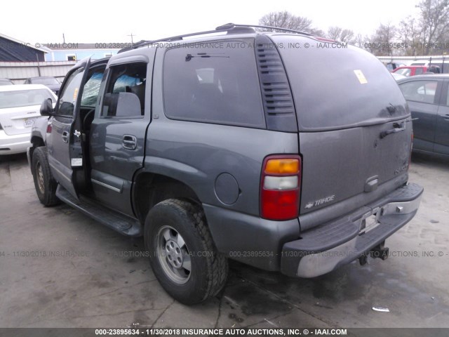 1GNEK13T71R218100 - 2001 CHEVROLET TAHOE K1500 GRAY photo 3