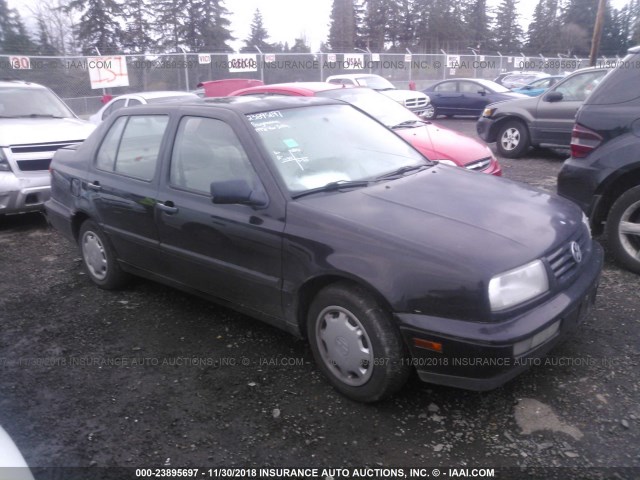 3VWRB81H6WM106394 - 1998 VOLKSWAGEN JETTA GL BLACK photo 1