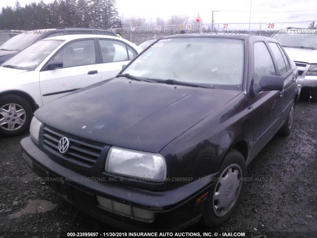 3VWRB81H6WM106394 - 1998 VOLKSWAGEN JETTA GL BLACK photo 2