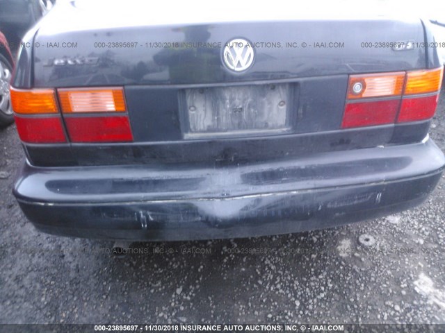 3VWRB81H6WM106394 - 1998 VOLKSWAGEN JETTA GL BLACK photo 6