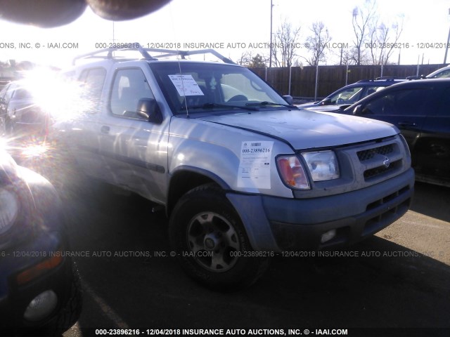 5N1ED28T3YC589720 - 2000 NISSAN XTERRA XE/SE SILVER photo 1