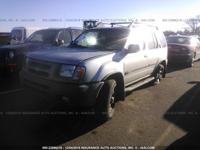 5N1ED28T3YC589720 - 2000 NISSAN XTERRA XE/SE SILVER photo 2