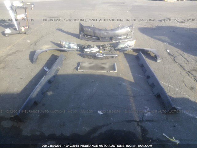 4T1BF1FK7EU446812 - 2014 TOYOTA CAMRY L/SE/LE/XLE 灰色 照片 6