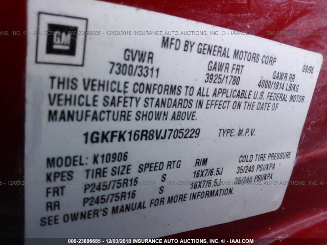 1GKFK16R8VJ705229 - 1997 GMC SUBURBAN K1500 RED photo 9