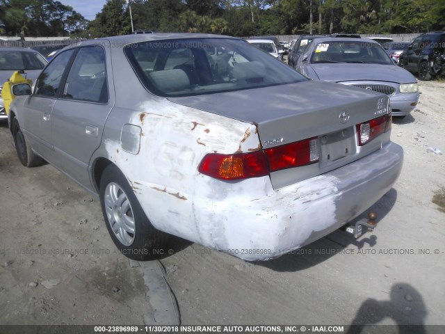 JT2BG22K810598105 - 2001 TOYOTA CAMRY CE/LE/XLE SILVER photo 6