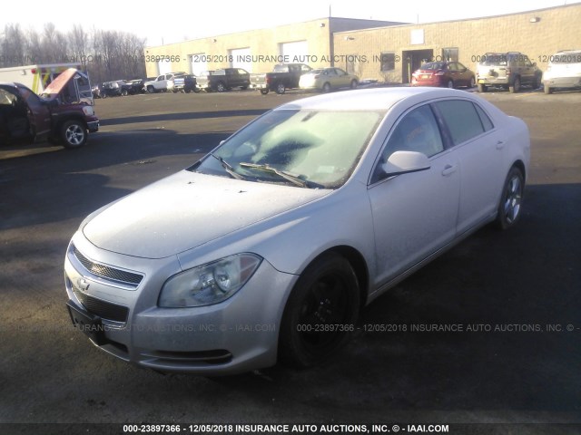1G1ZC5EB1AF304578 - 2010 CHEVROLET MALIBU 1LT 银色 照片 2