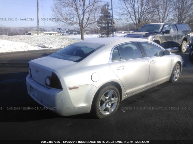 1G1ZC5EB1AF304578 - 2010 CHEVROLET MALIBU 1LT 银色 照片 4
