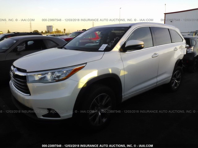 5TDKKRFH1FS057267 - 2015 TOYOTA HIGHLANDER XLE თეთრი ფოტო 2