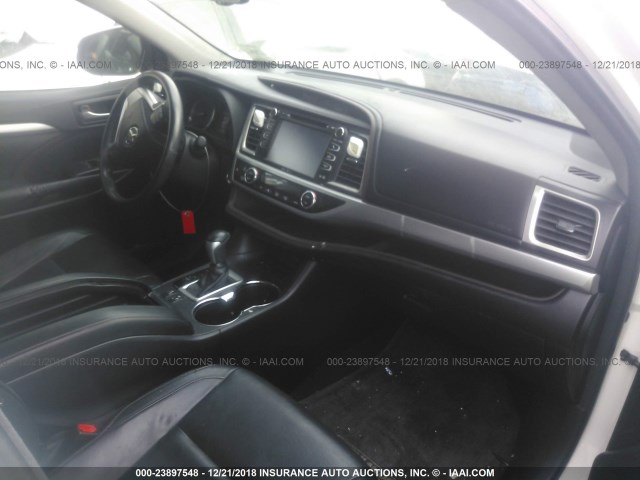 5TDKKRFH1FS057267 - 2015 TOYOTA HIGHLANDER XLE თეთრი ფოტო 5