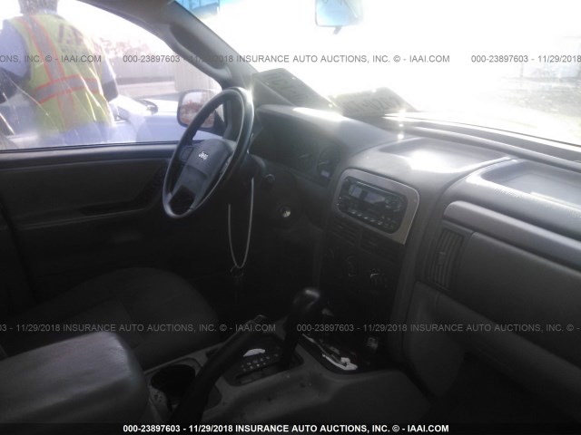 1J4GX48S34C258700 - 2004 JEEP GRAND CHEROKEE LAREDO/COLUMBIA/FREEDOM BLUE photo 5