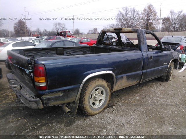 1GCEC14W8YE309960 - 2000 CHEVROLET SILVERADO C1500 BLUE photo 4