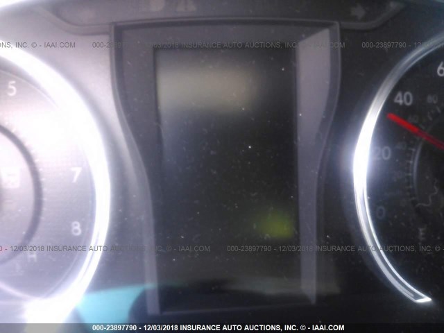 4T1BF1FK8HU393736 - 2017 TOYOTA CAMRY LE/XLE/SE/XSE ყავისფერი ფოტო 7