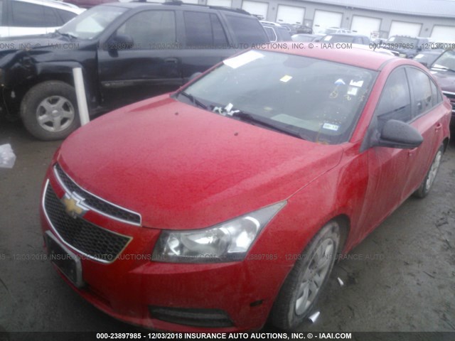 1G1PA5SH6E7371862 - 2014 CHEVROLET CRUZE LS RED photo 2