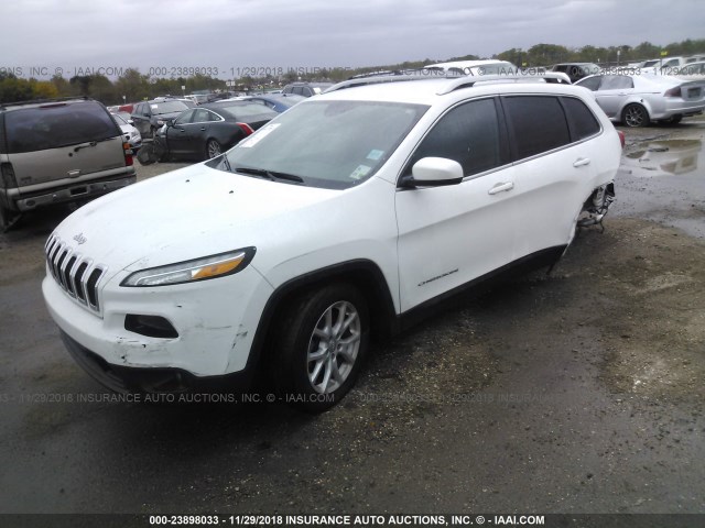 1C4PJLCB6GW351741 - 2016 JEEP CHEROKEE LATITUDE WHITE photo 2