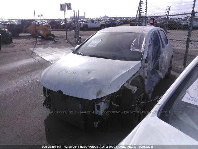 3VWYT7AU7GM035644 - 2016 VOLKSWAGEN GTI S/SE WHITE photo 2