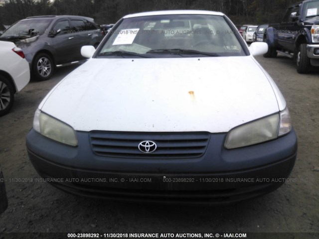 4T1BG22K7XU899677 - 1999 TOYOTA CAMRY CE/LE/XLE WHITE photo 6