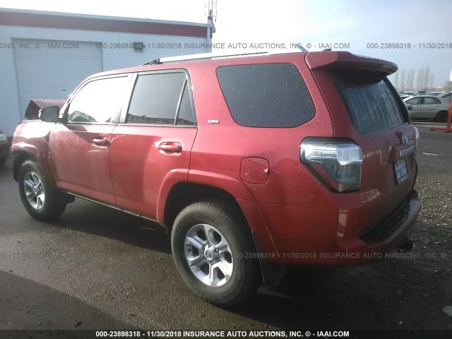 JTEBU5JR4G5388172 - 2016 TOYOTA 4RUNNER SR5 PREM/LTDL/TRAIL/TRD RED photo 3