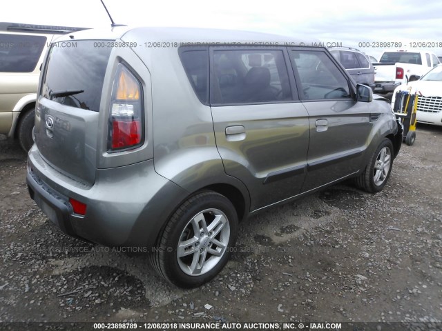 KNDJT2A26A7066360 - 2010 KIA SOUL +/!/SPORT GRAY photo 4